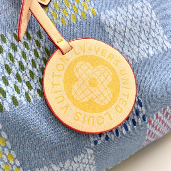 ルイヴィトンバッグ着用イメージ